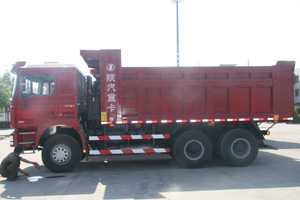 陕汽LNG自卸车