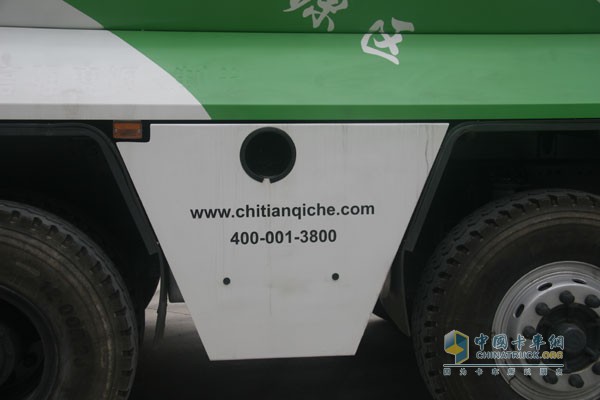 中国首款4轴智能环保渣土车油箱