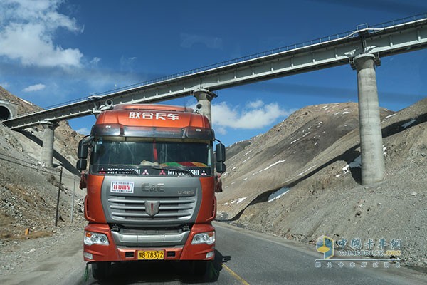 青藏线上追联合 联合卡车U420夺冠表现