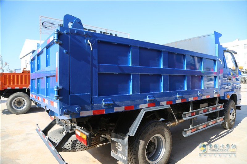 时骏汽车 d530 115马力 4×2自卸车