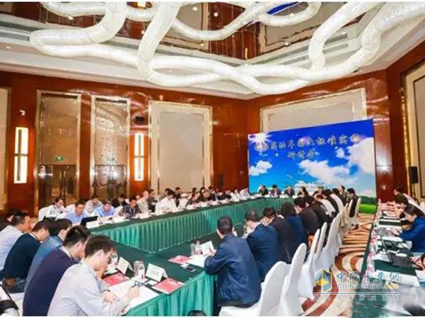 推动柴油车国六标准实施研讨会现场