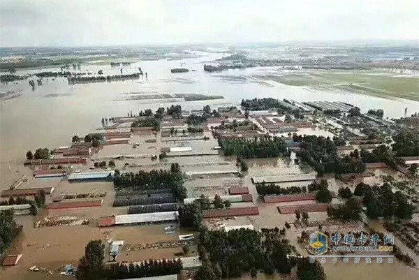 受台风叠加影响，山东青州、寿光等地遭受严重洪灾