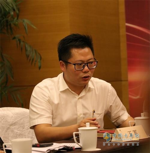 江淮汽车重型商用车营销公司副总经理王军