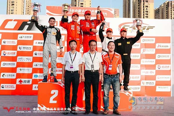 福田康明斯X12超级车队、敦克曼滤清器联合车队、北京优德伟赛车队