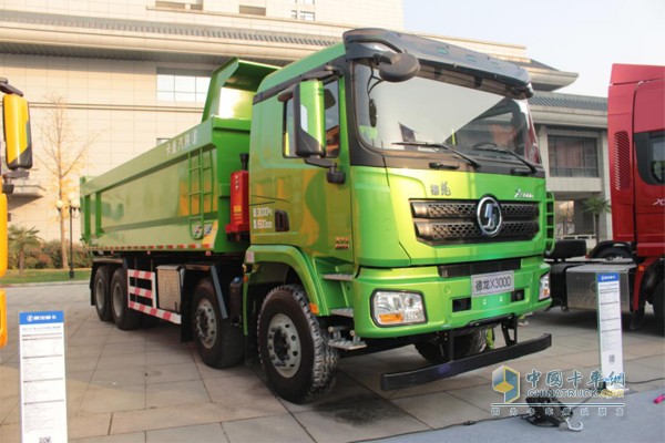 国六排放的城市绿色渣土车