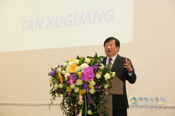 譚旭光出席PSI員工大會(huì)