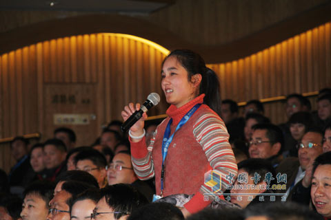 濰柴2012年商務年會現場還舉辦了豐富的知識問答環節