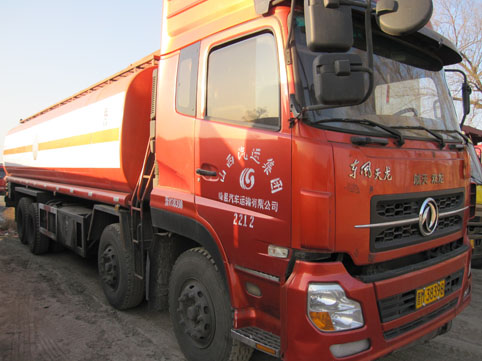 二手东风前四后八油罐车