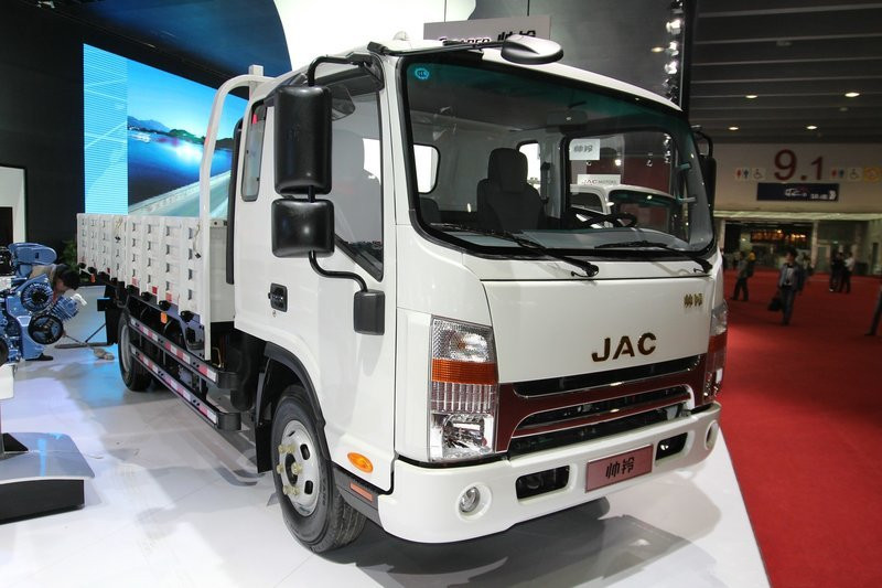 江淮帅铃h384154马力4845米国五排半栏板轻卡载货车hfc1091p71k1c6v