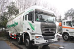 联合卡车8X4LNG粉罐运输车