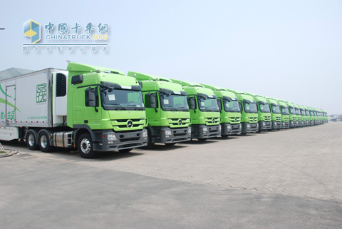 梅赛德斯-奔驰向品优物流交付20辆卡车用于干线冷藏运输