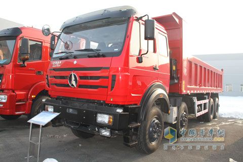 北奔 55吨级轻量化自卸车