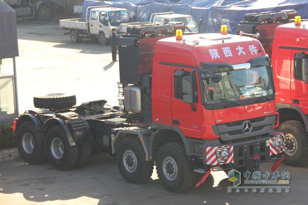 全球技术领先的奔驰Actros SLT交付陕西大件