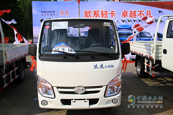 上汽跃进 外观