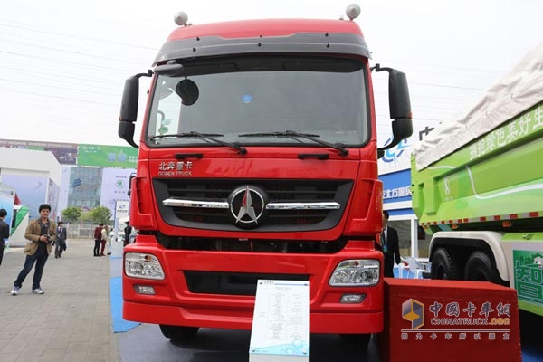V3M天然气牵引车