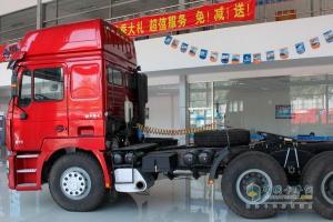 陕汽德龙F3000  6*4牵引车（轻量化版）