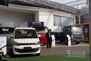 一汽通用解放F330与S230公狮亮相北京车展