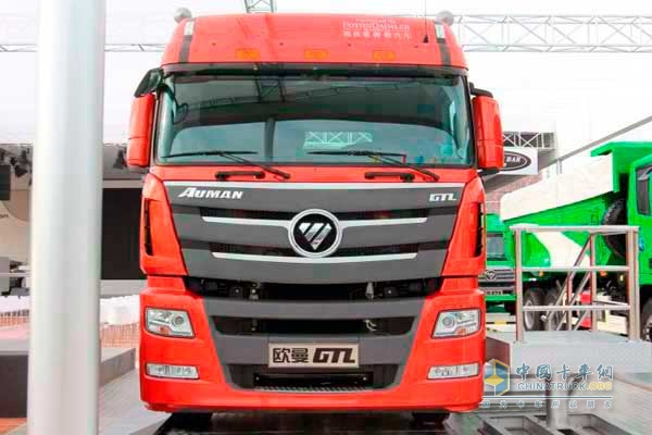 福田 欧曼GTL 6系重卡 430马力 6X4 牵引车