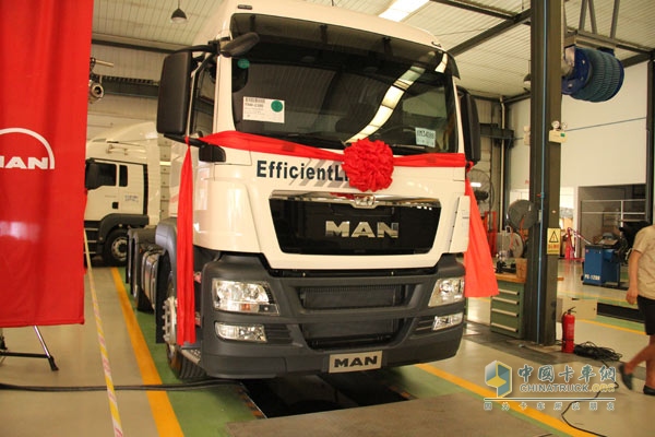 德国曼恩“赢在路上”北京站批量交付新车