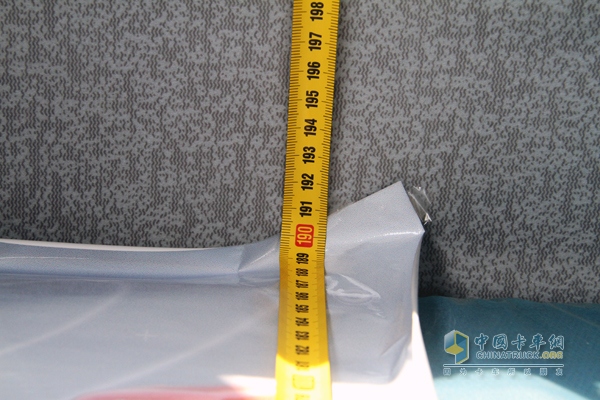 一汽解放安捷重卡6×2长头牵引车