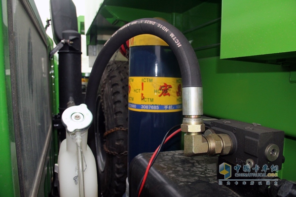 江淮格尔发新型智能渣土车