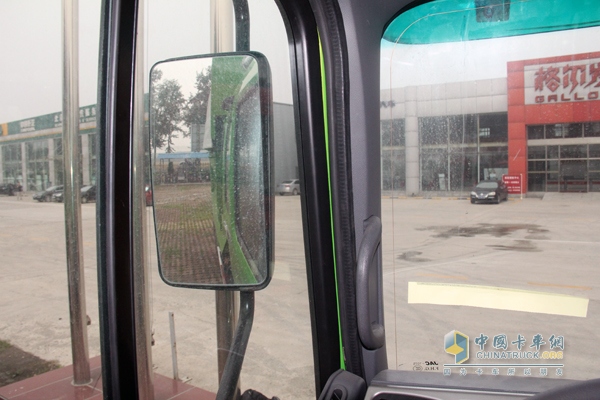 江淮格尔发新型智能渣土车