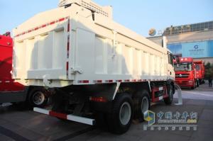 中国重汽 HOWO-T5G重卡 6X4渣土自卸车