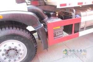 中国重汽 HOWO-T5G重卡 6X4渣土自卸车