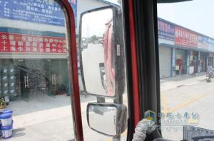 中国重汽 HOWO 4×2后提升式牵引车