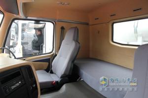中国重汽 HOWO-T7H重卡 6X4搅拌车