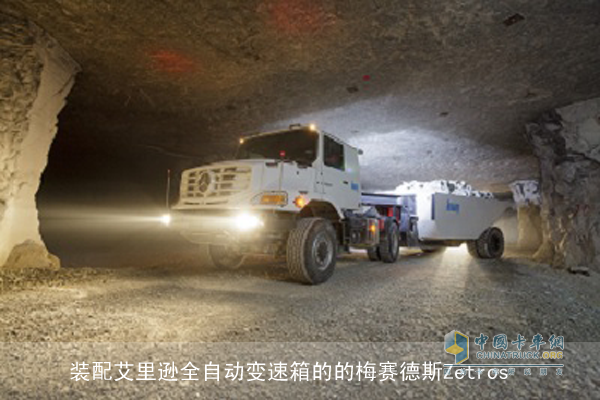 装配艾里逊全自动变速箱的梅赛德斯Zetros牵引车