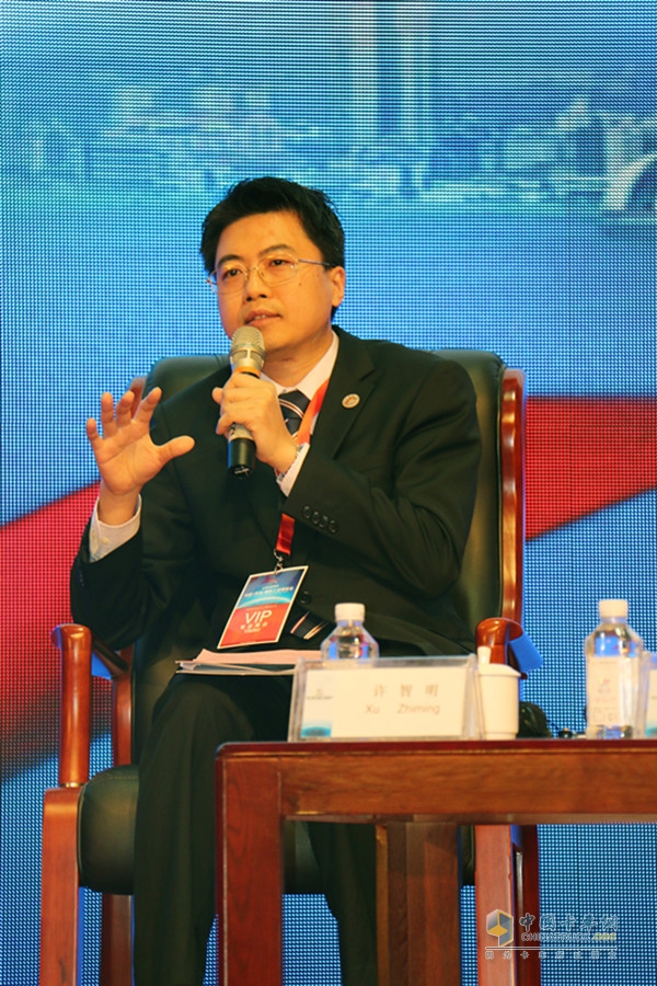 许智明副总经理出席参与海上丝绸之路橡胶领域全产业链合作高端对话