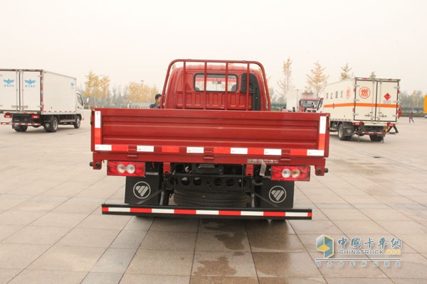 福田奥铃TX 110马力4×2平板载货车（BJ1049V9PD6-AA）