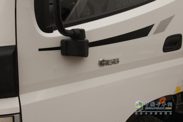福田欧马可3系 154马力 4×2冷藏车（BJ5089XLC-FB）
