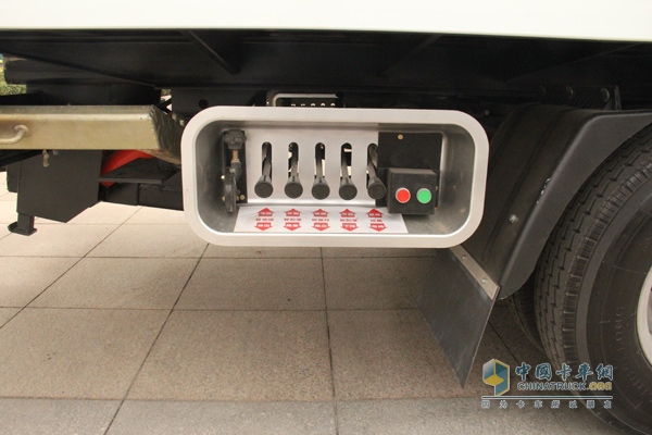 福田欧马可 154马力 4×2清障车（BSZ5089TQZ型）