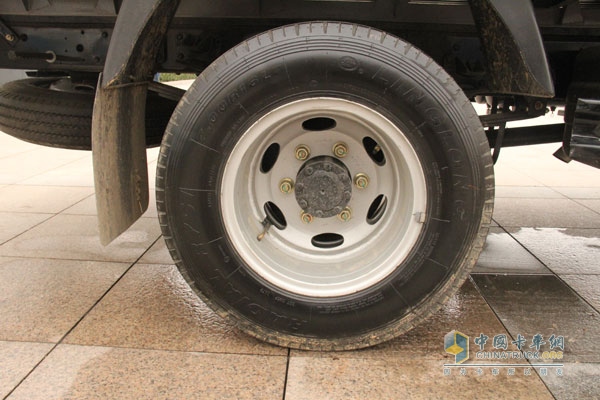福田奥铃TX 110马力4×2平板载货车（BJ1049V9PD6-AA）