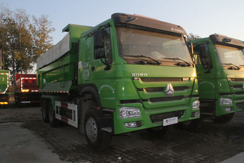 中国重汽 HOWO重卡 340马力 6X4 国四自卸车(U型斗新型渣土车)(ZZ3257N3847D1)