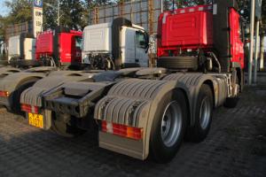 奔驰Actros重卡 408马力 6X2 国四牵引车(型号2641) FleetStar