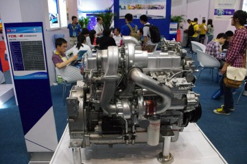 玉柴 YC6L350-42 8.242升 国四发动机