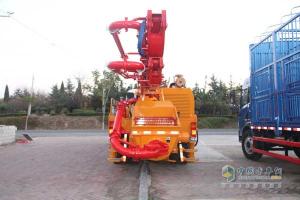 一汽解放青岛 龙V 204马力 4X2 国四水泥泵车 CA1167PK2BE4A80