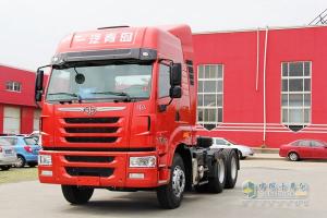 一汽青岛解放 天V 420马力 6×4 国四危化品牵引车 C