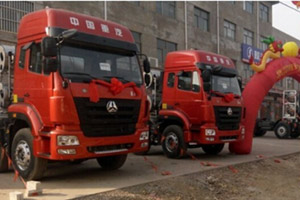 中国重汽豪瀚LNG牵引车批量进驻山西临汾