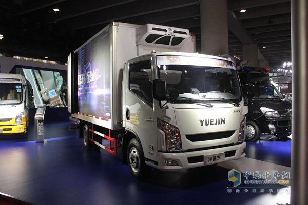 南京依维柯 超越C300 冷藏车