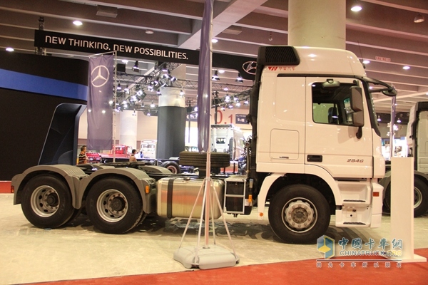 奔驰 Actros重卡 456马力 6×2 牵引车（车队之星）(型号2646)