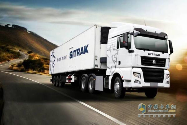 SITRAK汕德卡6X4牵引车+冷藏挂车