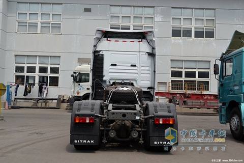 中国重汽 SITRAK C7H重卡 440马力 6X4 国四 牵引车