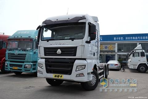 中国重汽 SITRAK C7H重卡 440马力 6X4 国四 牵引车