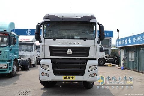 中国重汽 SITRAK C7H重卡 440马力 6X4 国四 牵引车