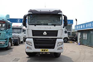 中国重汽 SITRAK C7H重卡 440马力 6X4 国四 牵引车