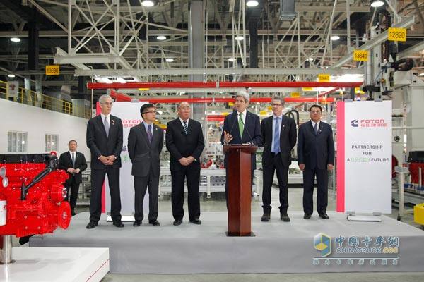 美国国务卿约翰克里访问福田康明斯ISG工厂